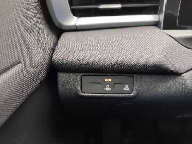 Volkswagen T-Roc 1.5 eTSI Life