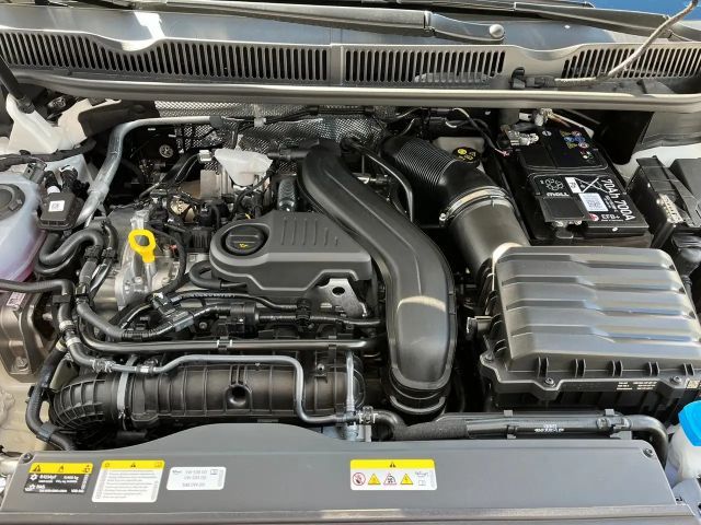 Volkswagen Touran 1.5 TSI DSG R-Line