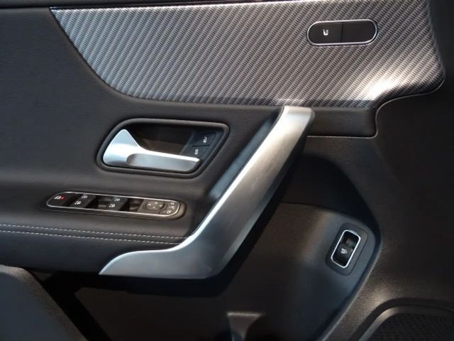 Mercedes-Benz A 180 Progressive