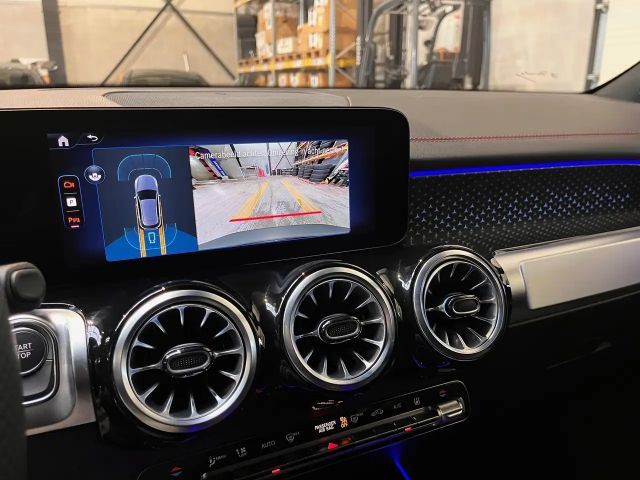 Mercedes-Benz EQB 300 4MATIC AMG Line