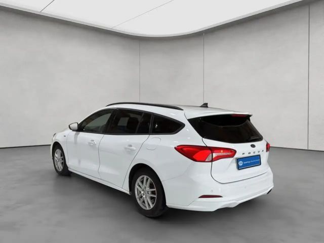 Ford Focus EcoBoost ST Line Wagon
