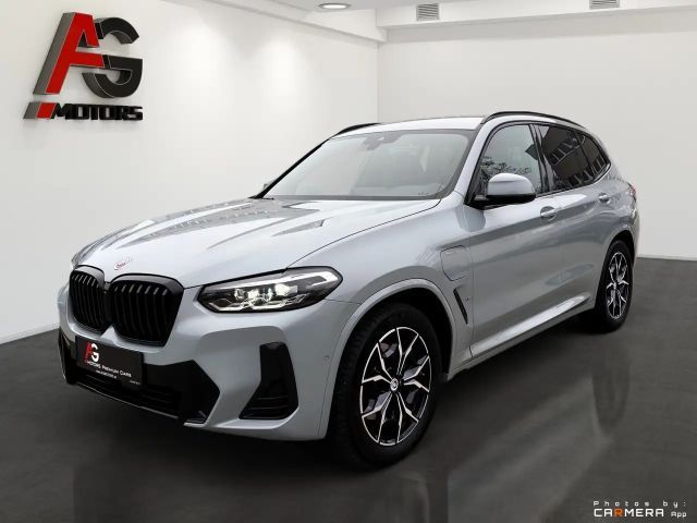 BMW X3 xDrive30e