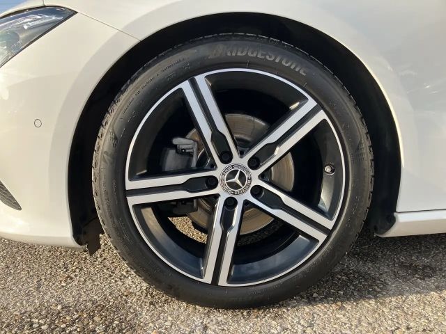 Mercedes-Benz CLA 200 Coupé Progressive