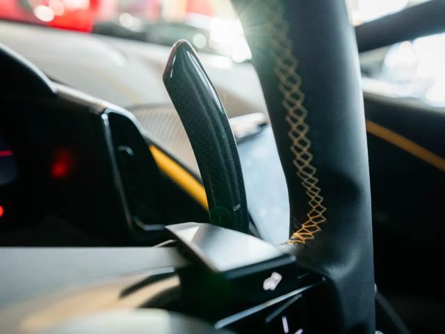 Ferrari Roma LED-Lenkrad*JBL Hi-Fi Premium*MagneRide