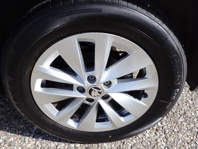 Skoda Kamiq TURBO NAVI KLIMAAUTOMATIK