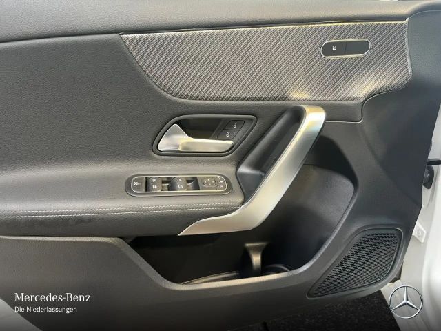 Mercedes-Benz A 180 Progressive