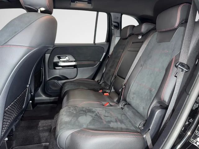 Mercedes-Benz GLB 200 AMG Line