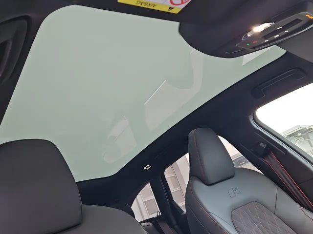 Audi A6 Avant Quattro S-Tronic