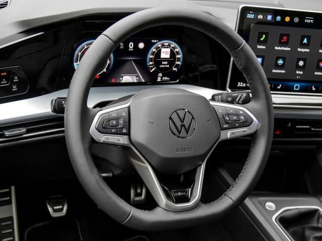 Volkswagen Golf 1.5 TSI Golf VIII