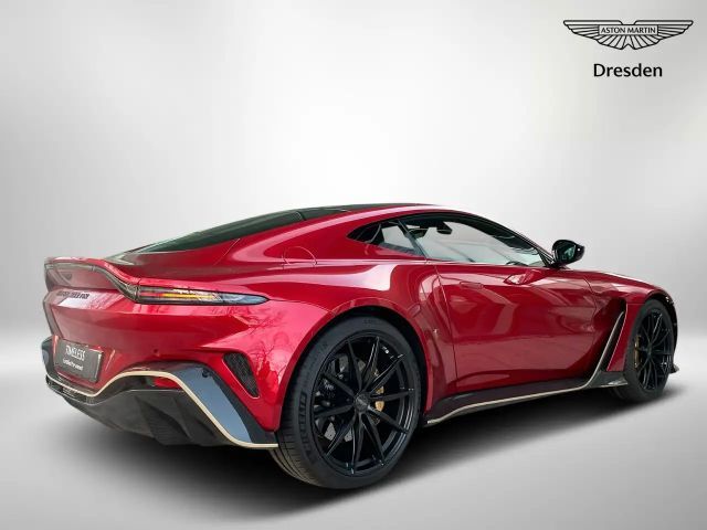 Aston Martin Vantage - Carbon Packs/Homelink/Livery