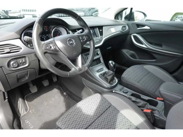 Opel Astra 1.2 Turbo Edition Turbo