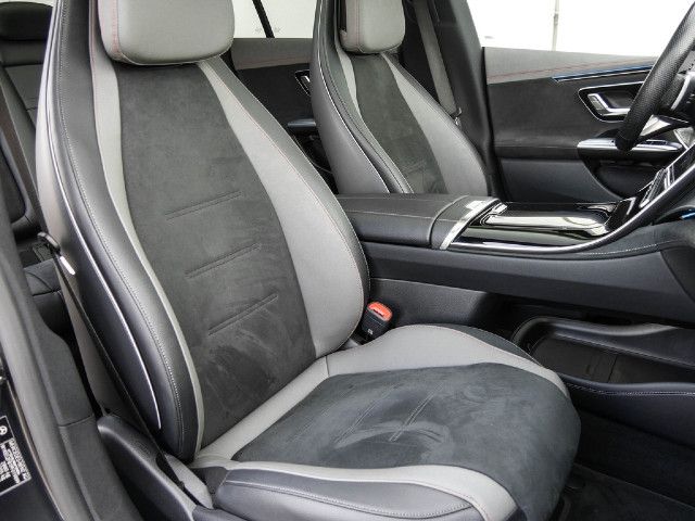 Mercedes-Benz EQE 350 Sedan