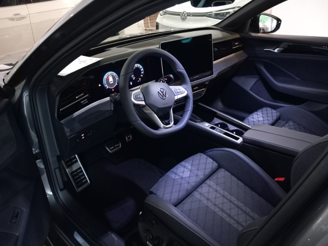 Volkswagen Passat 2.0 TDI R-Line Variant