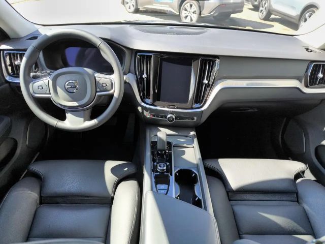 Volvo V60 Core