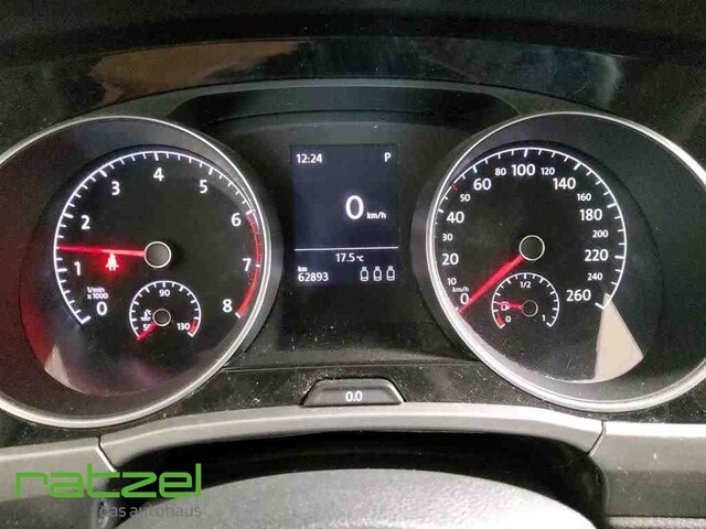 Volkswagen Touran Comfortline 1.5 TSI-DSG Navi Apple CarPlay