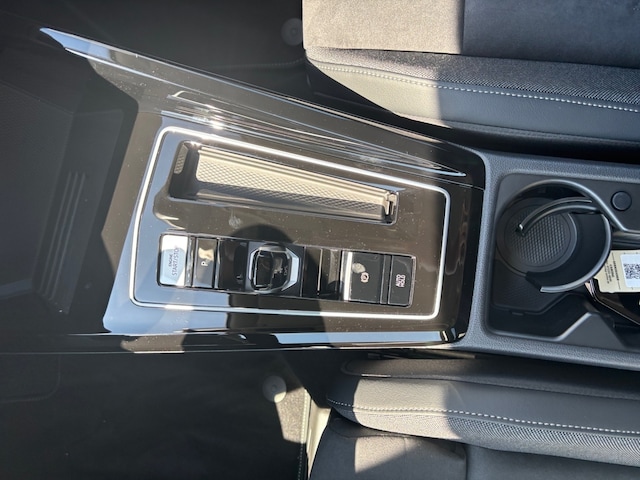 Volkswagen Golf 1.5 eTSI DSG Golf VIII IQ.Drive