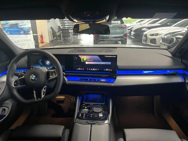 BMW 520 520i M-Sport Sedan