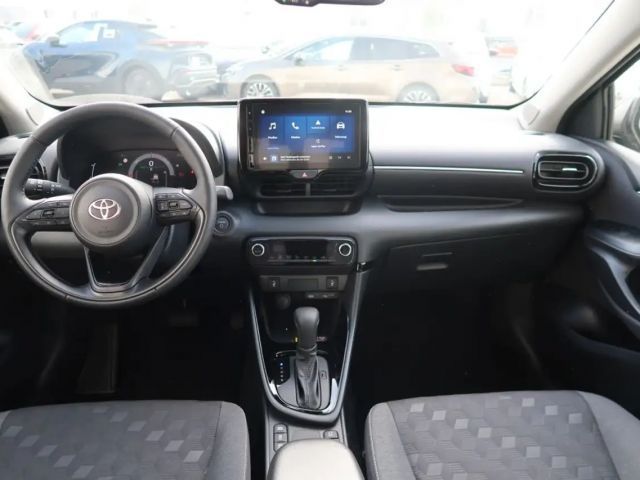 Toyota Yaris Hatchback Hybride VVT-i