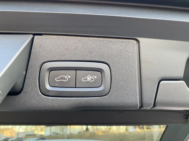 Volvo XC60 AWD Momentum