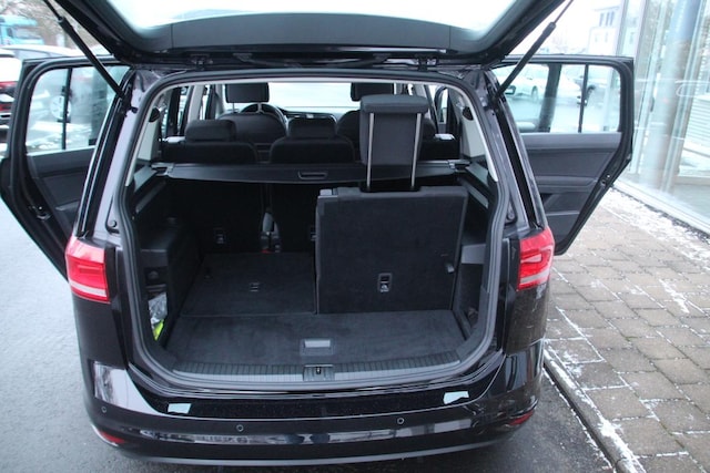 Volkswagen Touran 1.5 TSI DSG
