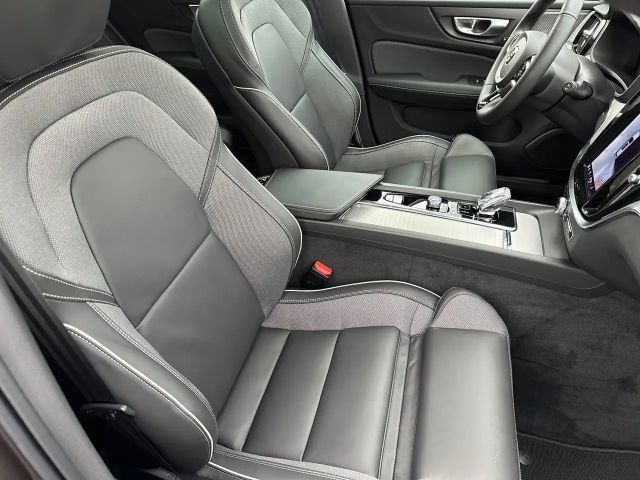 Volvo V60 Cross Country AWD Ultimate