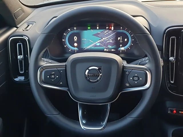 Volvo XC40 Dark Plus