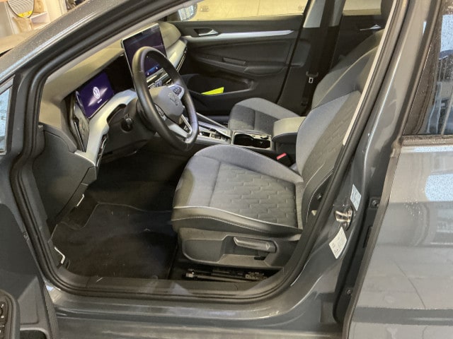 Volkswagen Golf 1.5 eTSI DSG Golf VIII