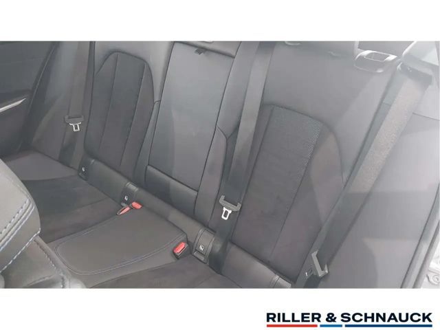 BMW 320 320i M-Sport Touring