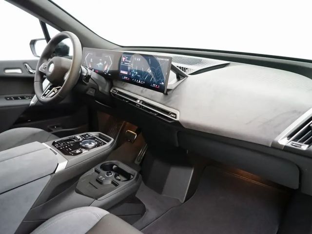 BMW iX xDrive45