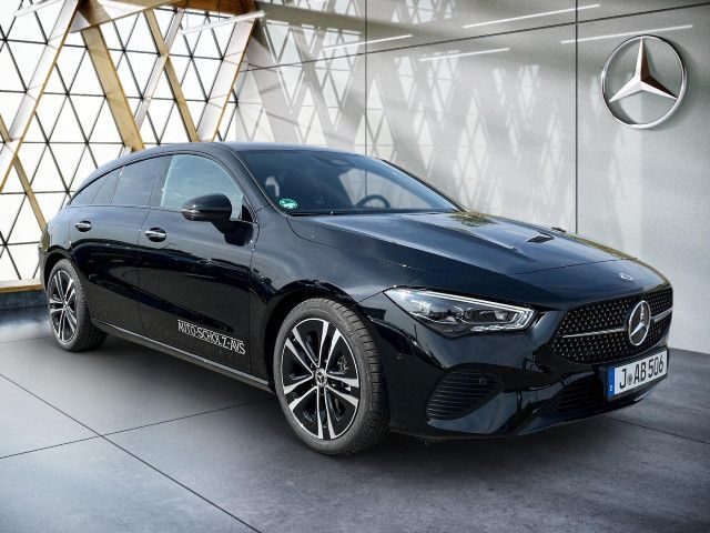 Mercedes-Benz CLA 180 Shooting Brake