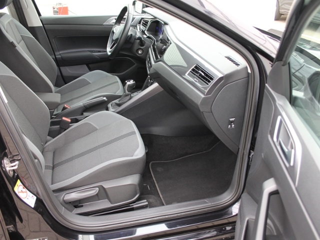 Volkswagen Polo 1.0 TSI DSG IQ.Drive