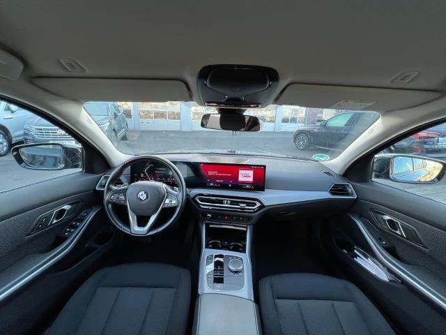 BMW 320 320d Touring xDrive