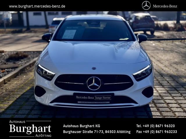 Mercedes-Benz A 180 Progressive