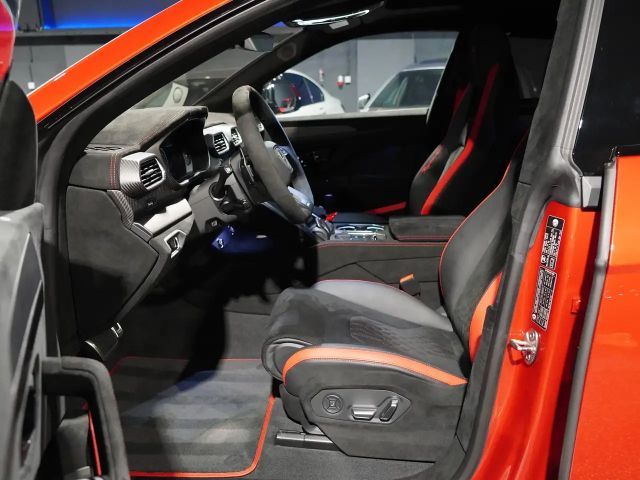 Lamborghini Urus Performante