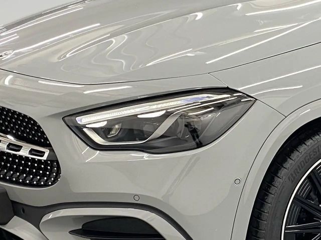 Mercedes-Benz GLA 200 AMG Line