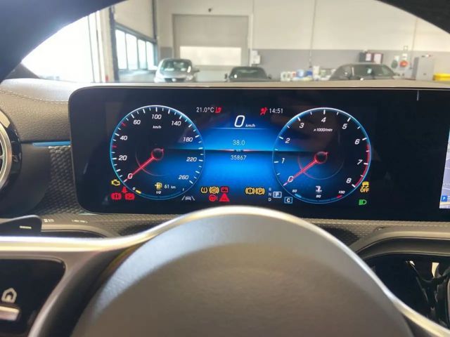 Mercedes-Benz CLA 200 CLA