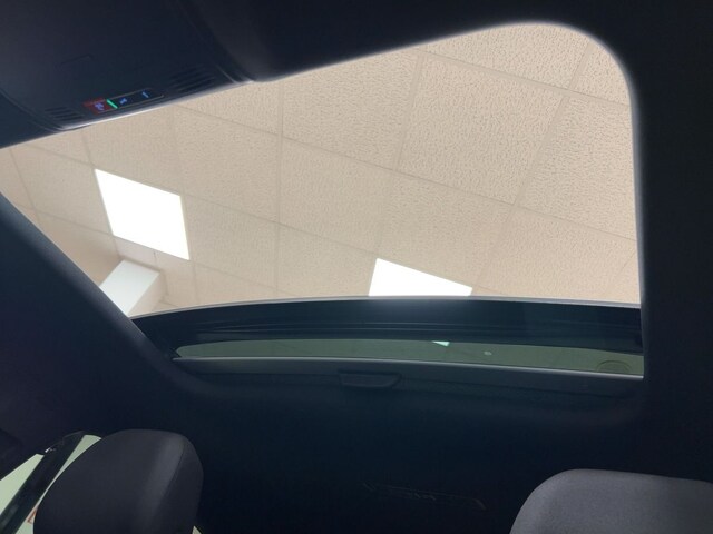 Volkswagen Polo 1.0 TSI DSG R-Line