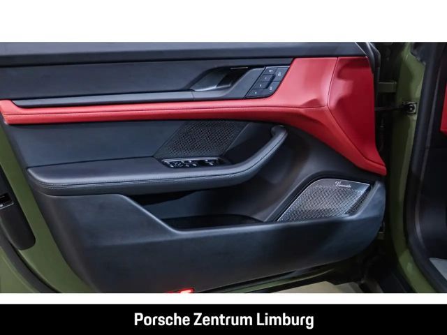 Porsche Taycan Cross Turismo Turbo