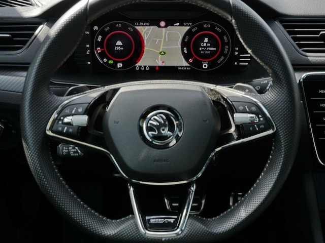 Skoda Superb 2.0 TDI Combi Sportline