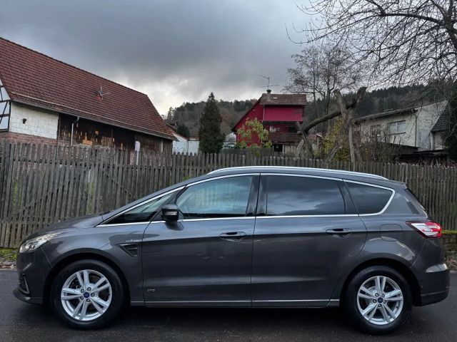 Ford S-Max AWD Titanium