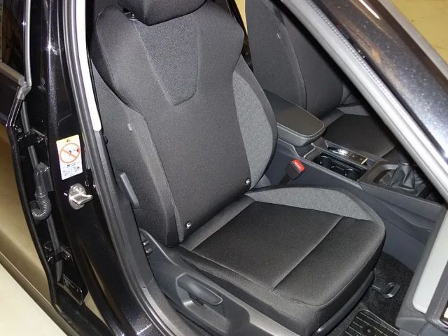 Skoda Octavia Kombi 2,0 TDI AHK,SHZ,LED,Alufelgen,digital Coc...