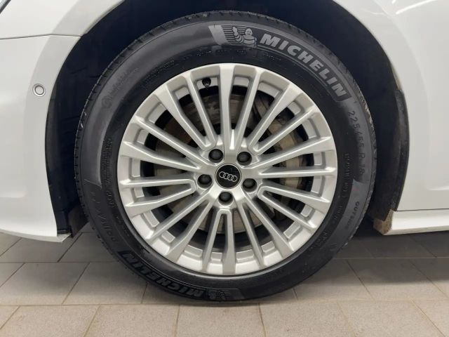 Audi A6 50 TFSI Hybride Quattro Sedan