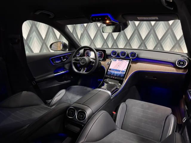 Mercedes-Benz C 220 AMG Line C 220 d Sedan