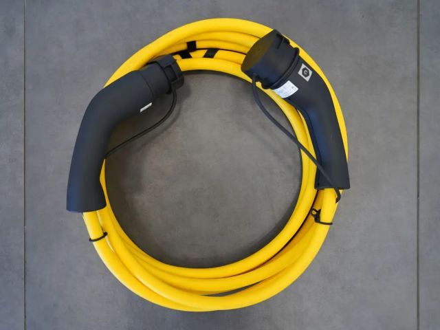 Fiat 500e 87KW/42kWh/DC-LADEN/CARPLAY/DAB/SOH/KAMERA