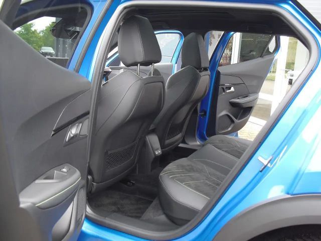 Peugeot 2008 EAT8 GT-Line