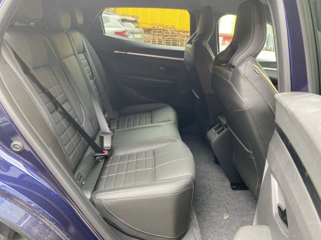 Renault Megane Comfort E-Tech Iconic