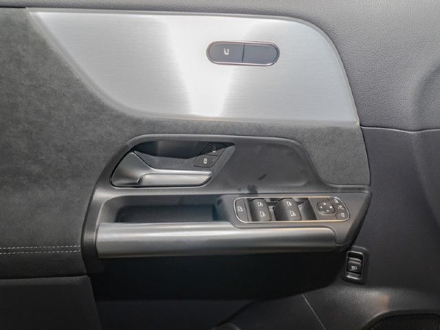 Mercedes-Benz GLA 250 4MATIC