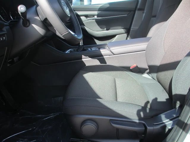 Mazda 3 Mazda3 /SP/G140 /Centre-Line