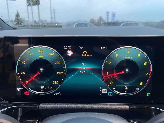 Mercedes-Benz GLA 200 AMG Line