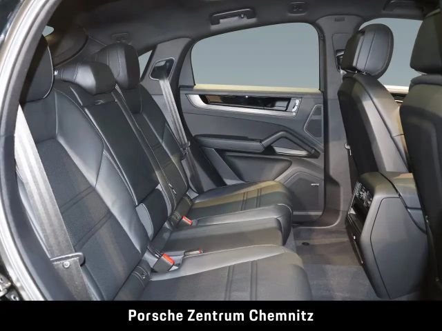 Porsche Cayenne Black Edition Coupé